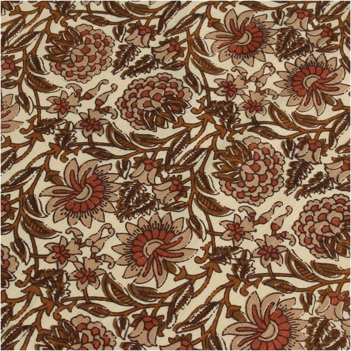 laboratory-my-home-magidis-gadasafarebeli-photo-3