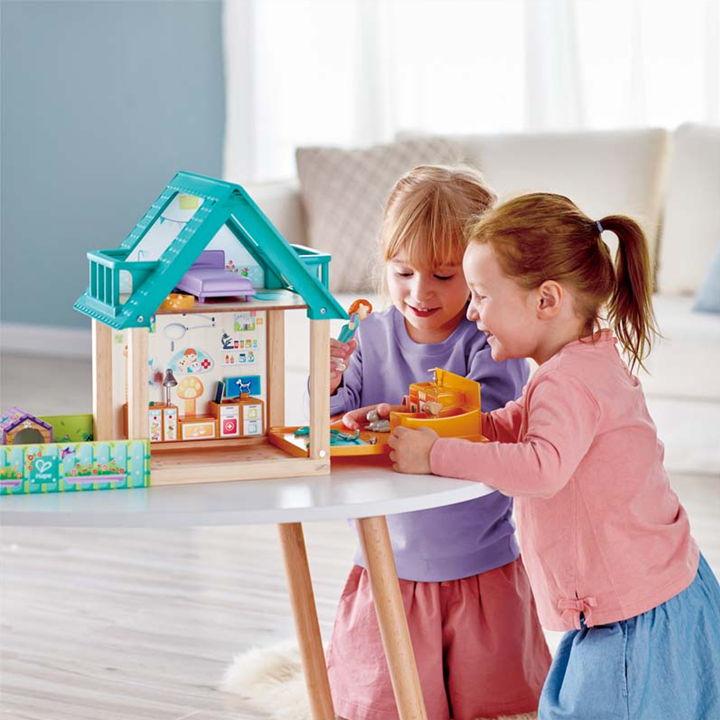 hape-khis-satamasho-furry-friend-vet-set-photo-3