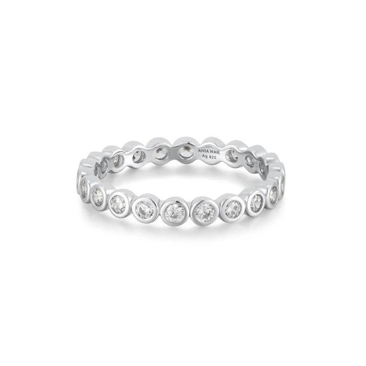 ania-haie-r058-03h-54-qalis-bechedi