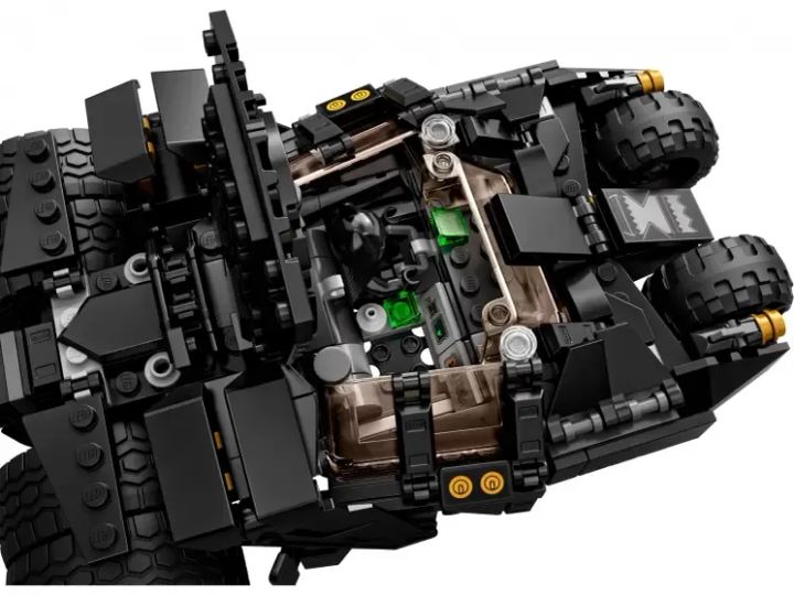 lego-betmenis-manqana-replika-photo-3