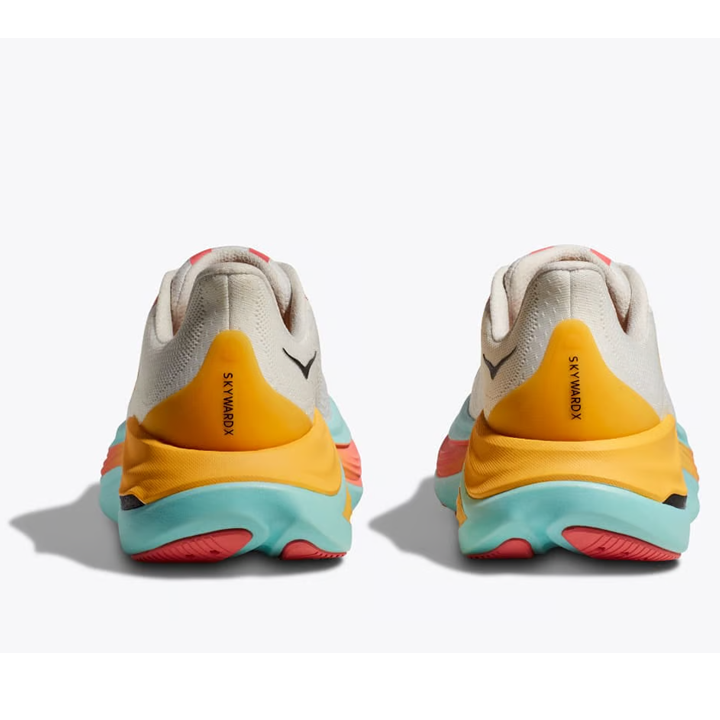 hoka-skyward-x-qalis-sportuli-fekhsatsmeli-photo-2