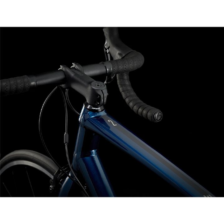 trek-domane-al-2-rim-velosipedi-photo-2