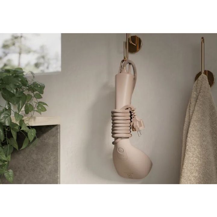 electrolux-e7hs2-8wb-1600w-ortqlis-uto-photo-4