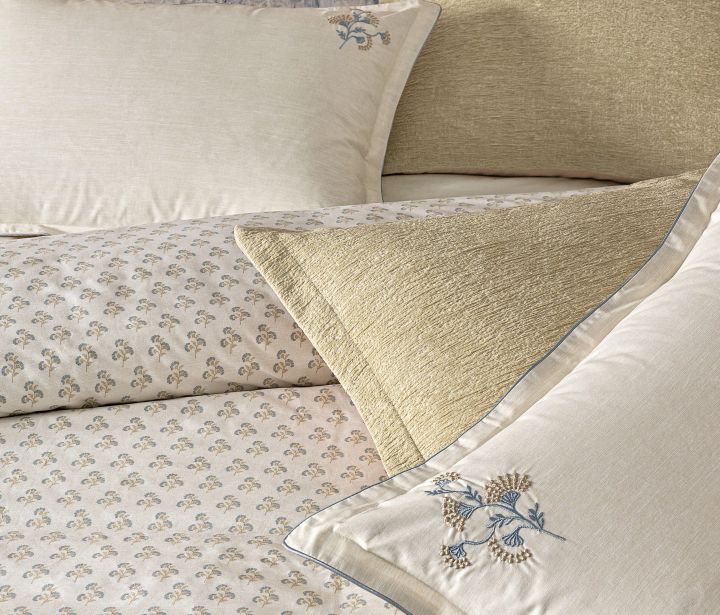 puffy-erin-200x220-orsatsoliani-tetreulis-nakrebi-photo-3