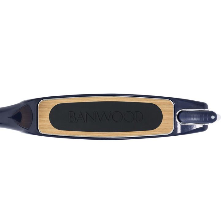 banwood-maxi-skuteri-photo-4