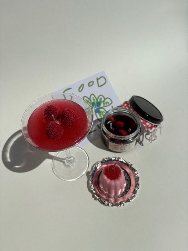 fiama-candles-santlebis-sasachuqre-quti-swrawberry-dream-set-photo-2