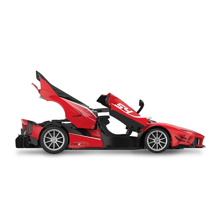 rastar-ferrari-fxx-k-evo-distantsiuri-martvis-manqana-photo-3