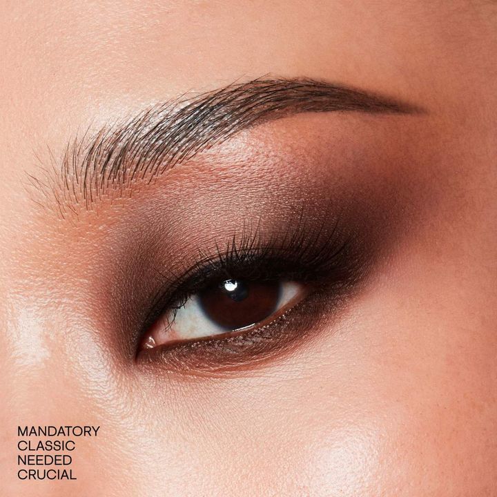 patrick-ta-major-dimension-iii-matte-eyeshadow-palette-227gr-tvalis-chrdilebis-palitra-photo-4