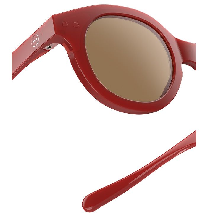 izipizi-baby-c-red-tape-bavshvis-mzis-satvale-photo-3