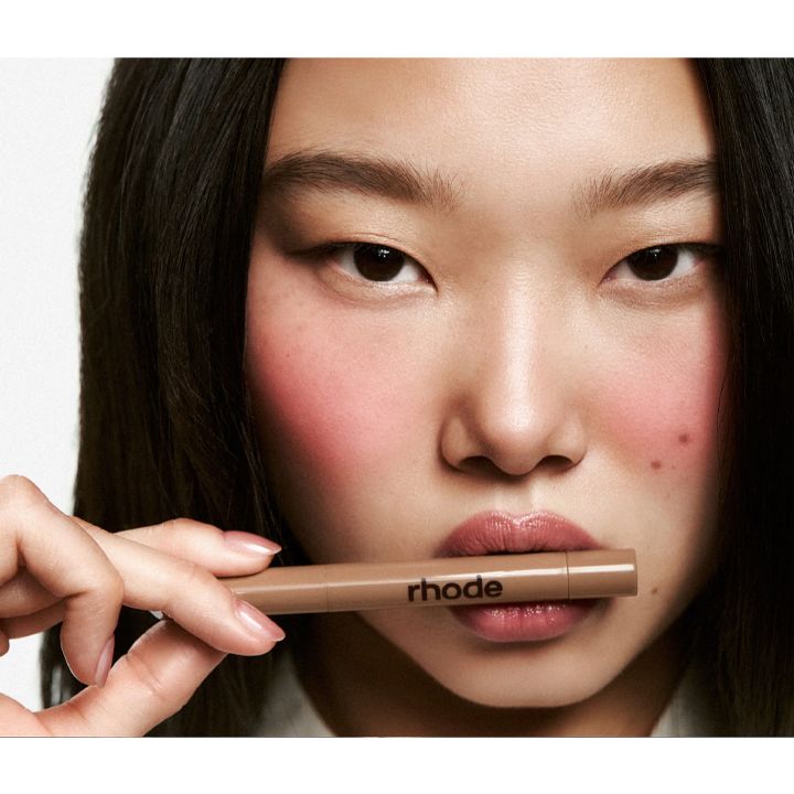 rhode-peptide-lip-shade--lift-soft-neutral-pink-tuchis-fanqari-photo-2