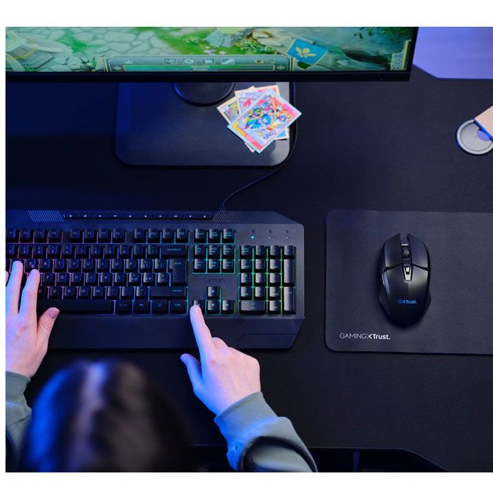 trust-gxt112-felox-mouse-mousepad-usadeno-mausi