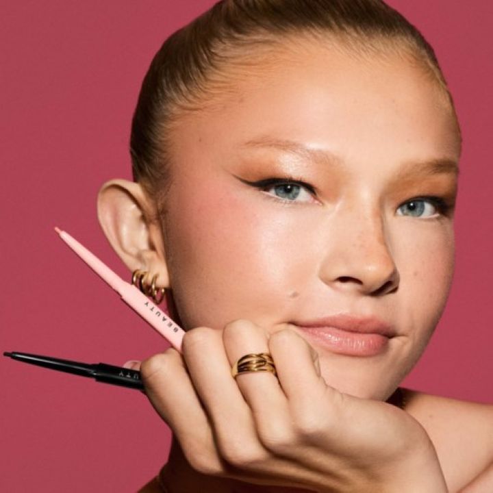 rare-beauty-perfect-strokes-longwear-gel-eyeliner-true-brown-tvalis-laineri-photo-2