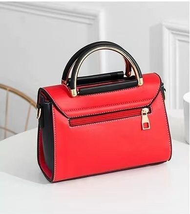 solar-red-mb-30268-qalis-khelchanta-photo-2