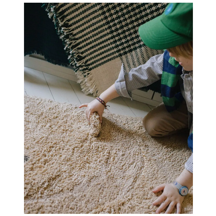 lorena-canals-bear-animal-rug-khelnaketi-sabavshvo-khalicha-photo-4