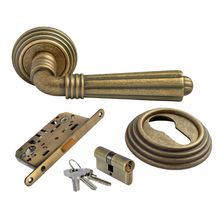 Product image of Rucetti სახელურის კომპლექტი ცილინდრი გასაღები/გასაღებზე RAP CLASSIC-L 5-KH OMB old matt bronze