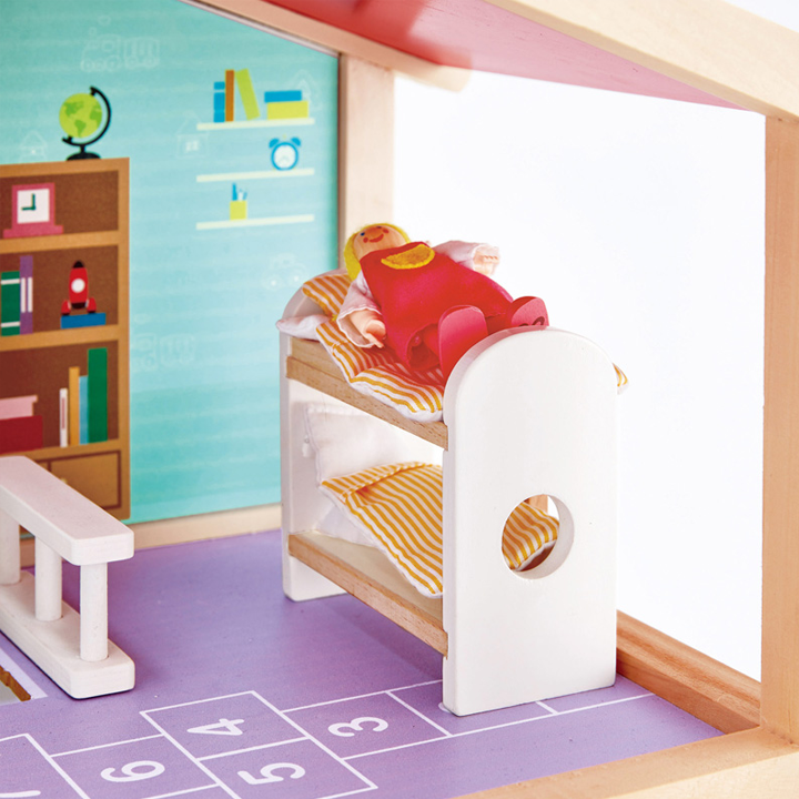 hape-doll-family-mansion-khis-satamasho-sakhli-photo-3