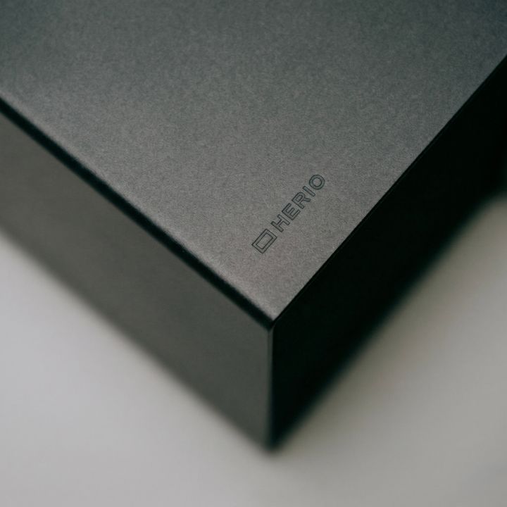 herio-block-standard-black-photo-4