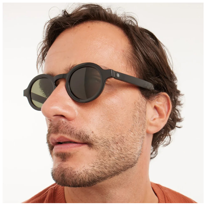 barner-charles-glossy-sun-mzis-satvale-photo-4