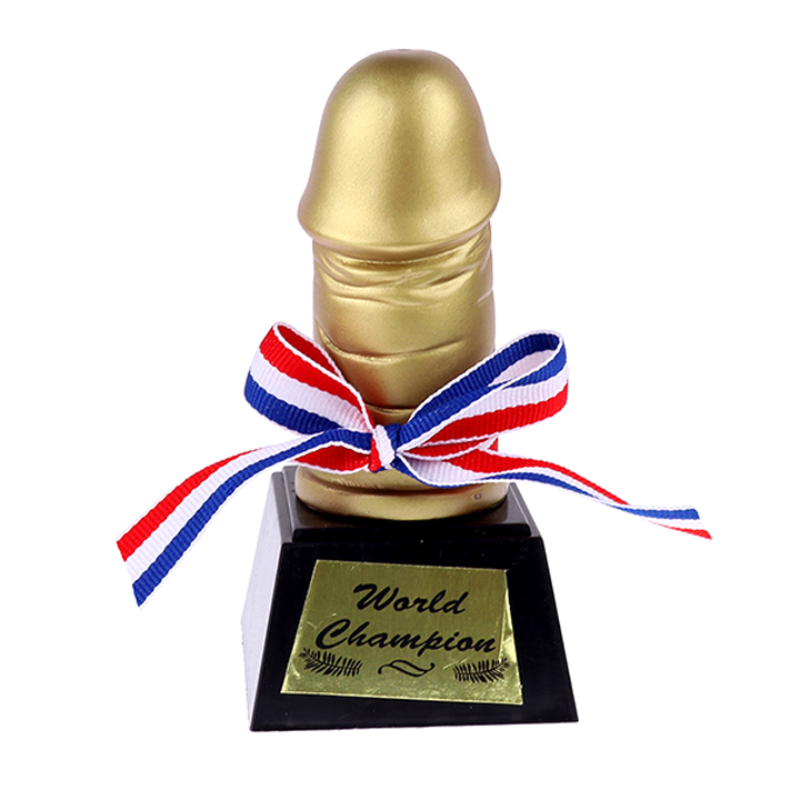 kiku-penisis-formis-tasi