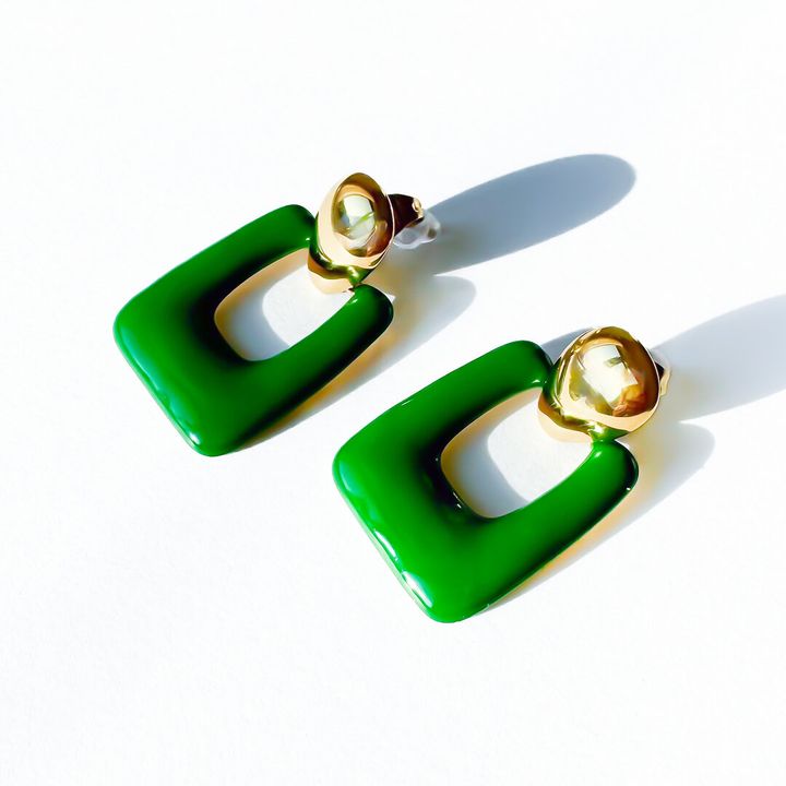 titanis-mooqrovili-mtsvane-saqure