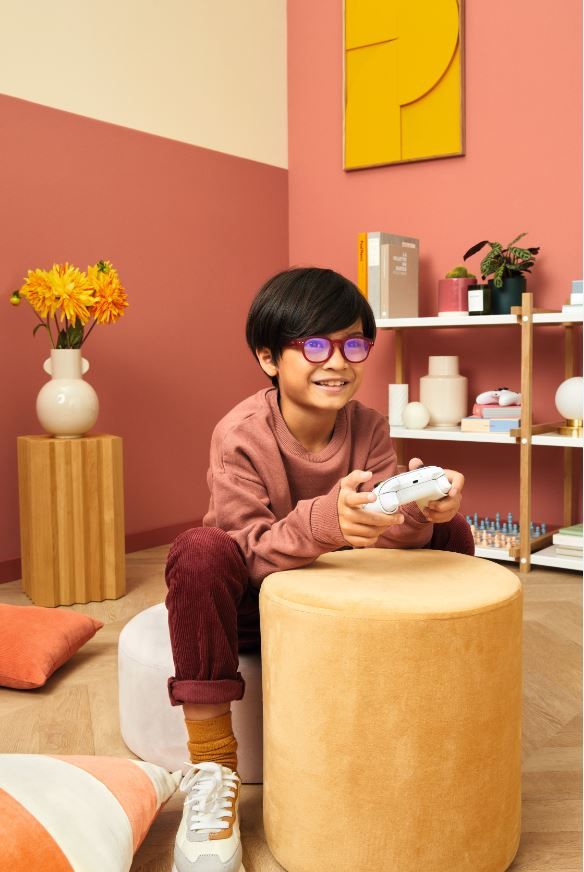 giggles-c-screen-junior-red-photo-3