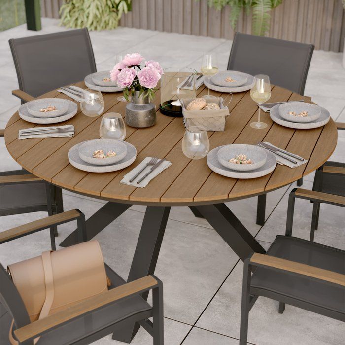 naterial-magida-photo-3