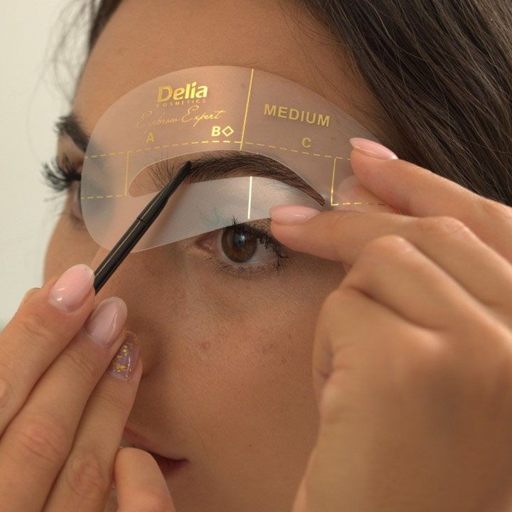 delia-tsarbis-movlis-nakrebi-photo-2