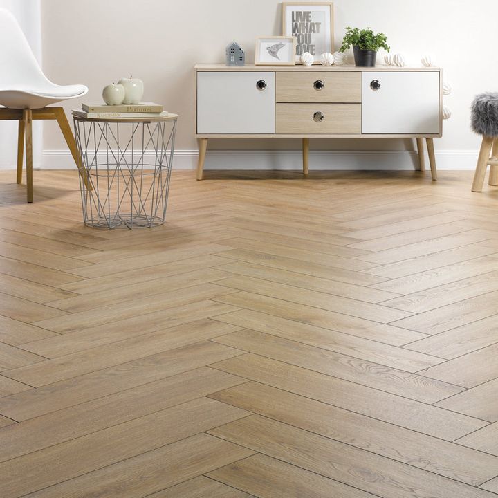 laminirebuli-iataki-praline-oak-2610