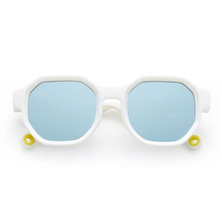 olivio-co-creative-edition-bavshvis-mzis-satvale