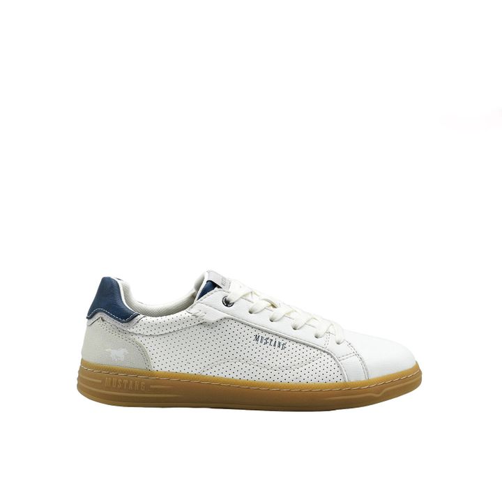 mustang-8417-mamakatsis-sportuli-fekhsatsmeli