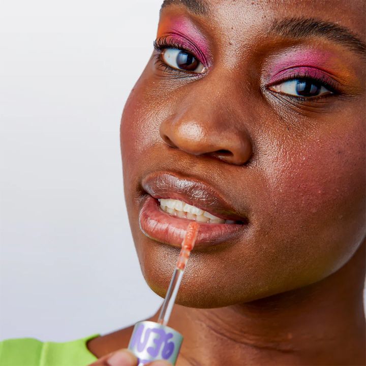 glow-hub-gen-gleam-thirsty-tuchis-glosi-photo-3