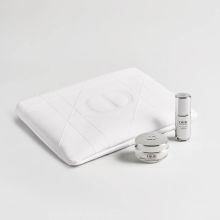 Product image of Dior Capture Exclusive Pouch კოსმეტიკის ჩანთა