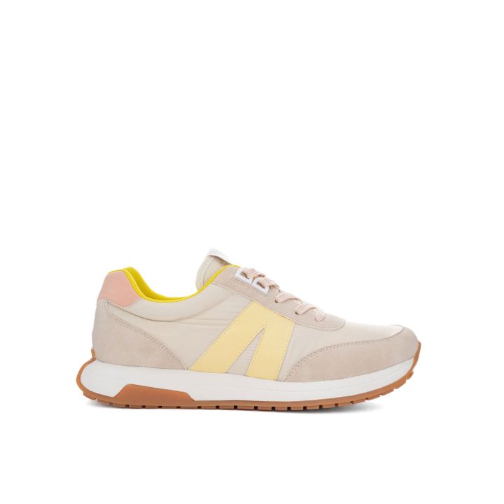 ara-5881-sportuli-fekhsatsmeli