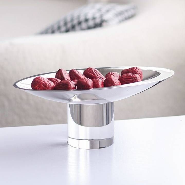 sakhile-living-metal-accents-photo-2