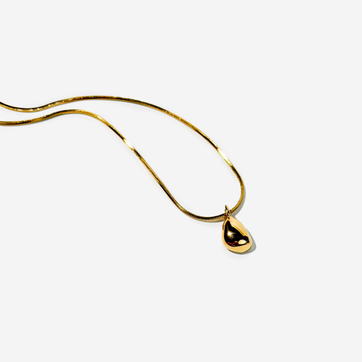 her-store-titanis-mooqrovili-qelsabami-photo-2