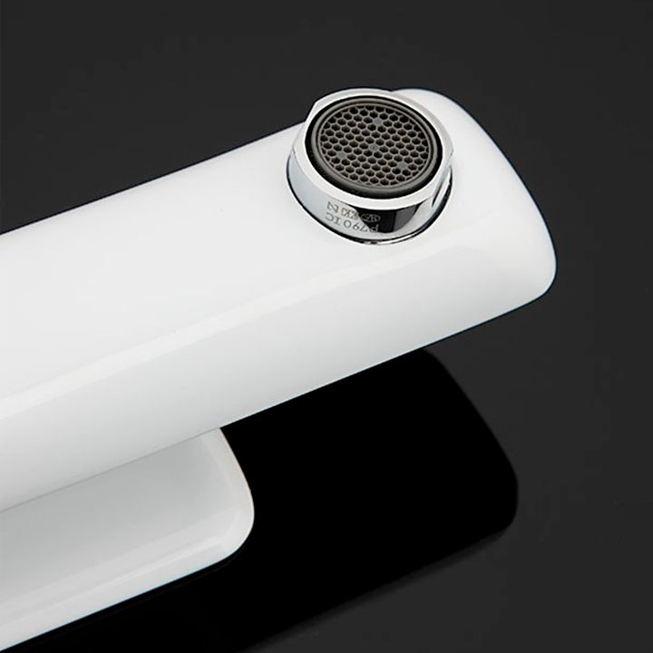khelsabanis-shemrevi-gappo-g1048-white-photo-2
