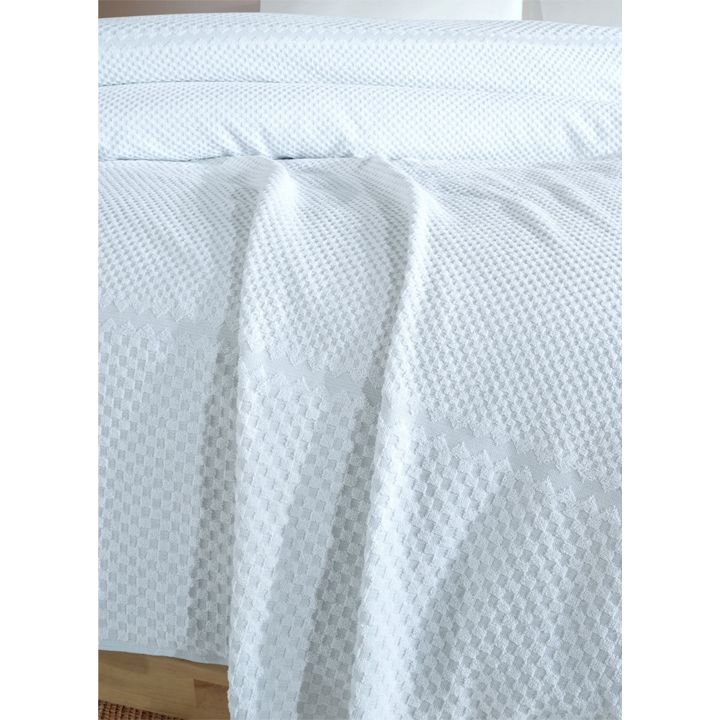 manamo-kent-pike-satsolis-gadasafarebeli-photo-2