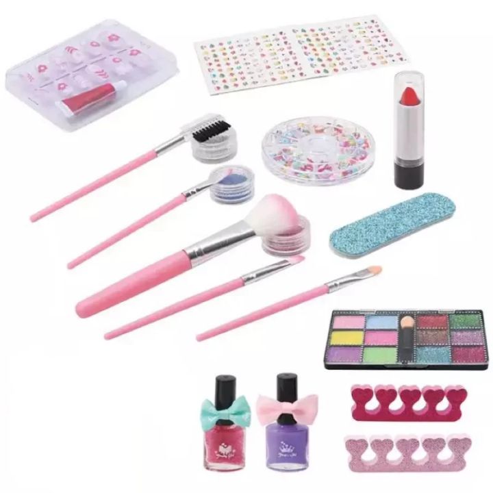 sabavshvo-kosmetikis-nakrebi-chemodanshi-makeup-sweet-gh-768-7-photo-3