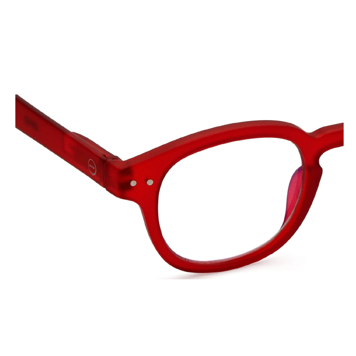 giggles-c-screen-red-damtsavi-satvale-photo-3