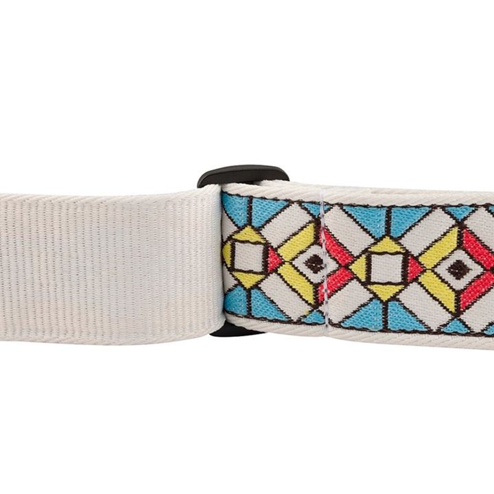 fender-pasadena-woven-strap-cathedral-gitaris-qamari-photo-2