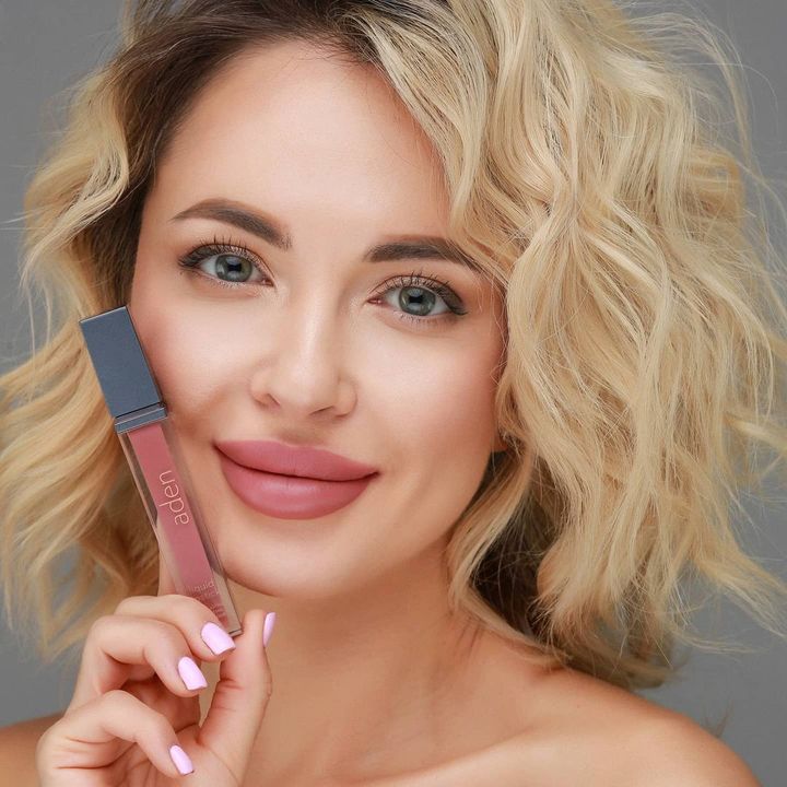 aden-liquid-lipstick-06-force-tuchsatskhi-photo-3