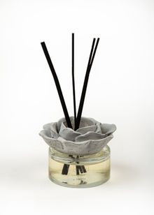 Product image of Manamo Home STONE RD AMBER VANILLA ოთახის სურნელი