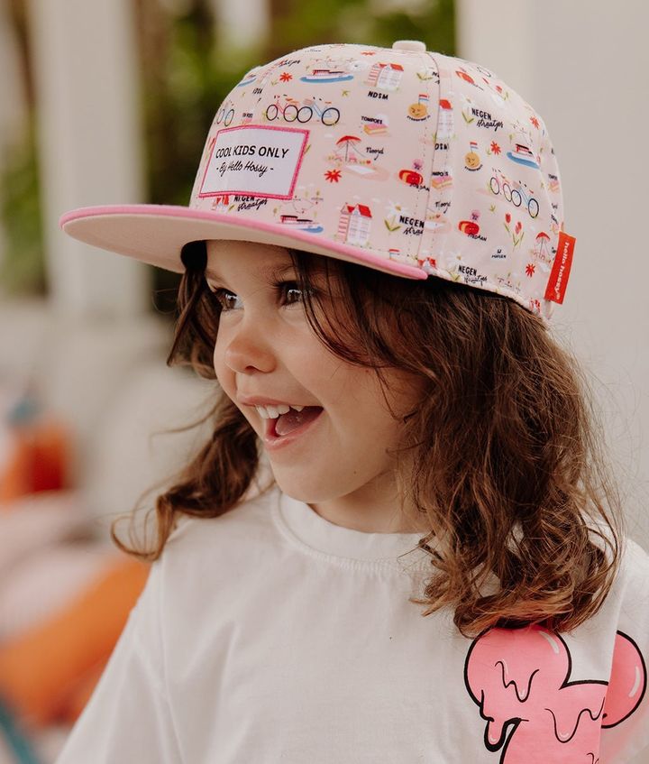 hello-hossy-amsterdam-52-56-sm-kepi-photo-2
