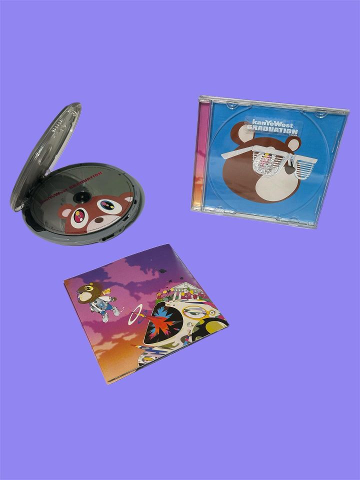 kanye-west---graduation-cd-photo-2