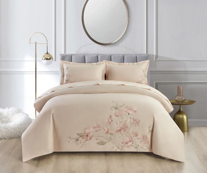 manamo-snow-lotus-tetreulis-nakrebi-satinis-naqargit-vardisferi-or-satsoliani-200x220-sm240x260-sm50x70-sm2