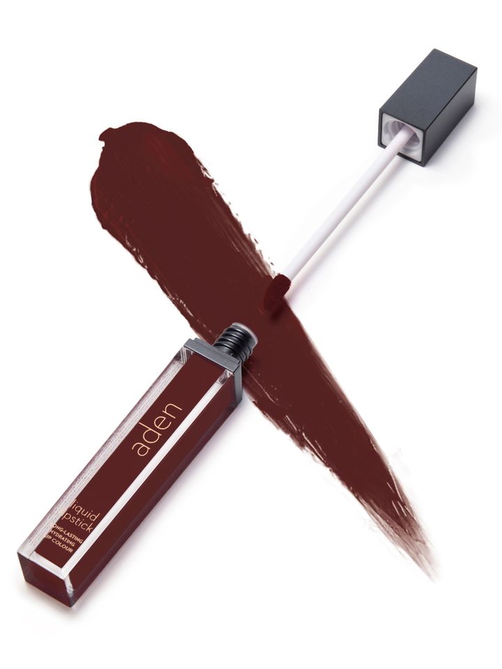 aden-liquid-lipstick-24-mahogany-tuchsatskhi-photo-3