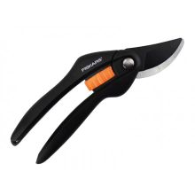 Product image of Fiskars SingleStep Pruner Bypass P26 სეკატორი