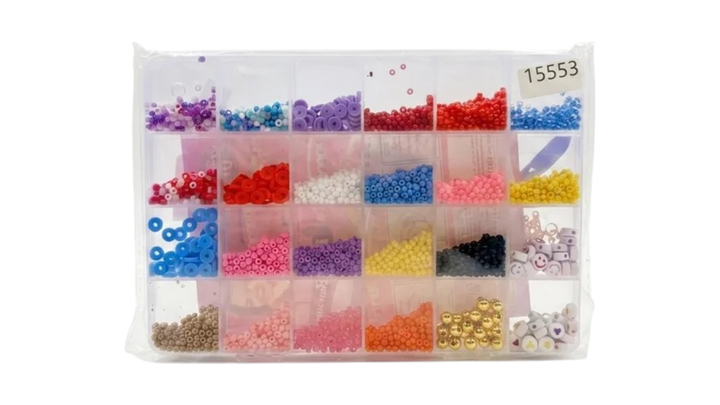 plastmasis-qutshi-arsebuli-feradi-mdzivebi-makratlit-da-sakidebit-photo-2