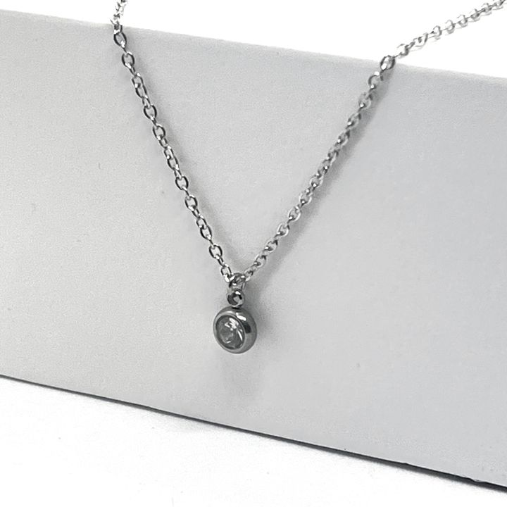 pietra-minimalisturi-tsirkonis-qelsabami