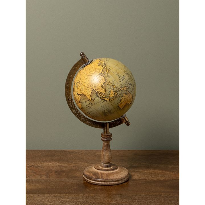 chehoma-globusi-khis-sadgamit